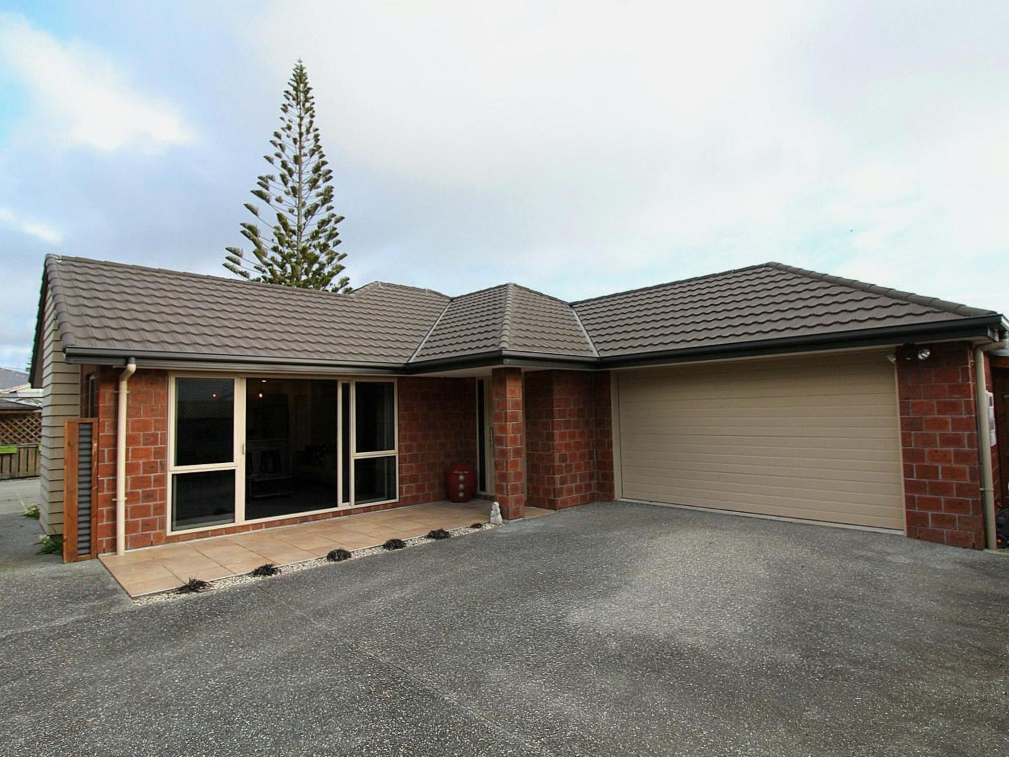 Aachen Place Motel Greymouth Exterior photo